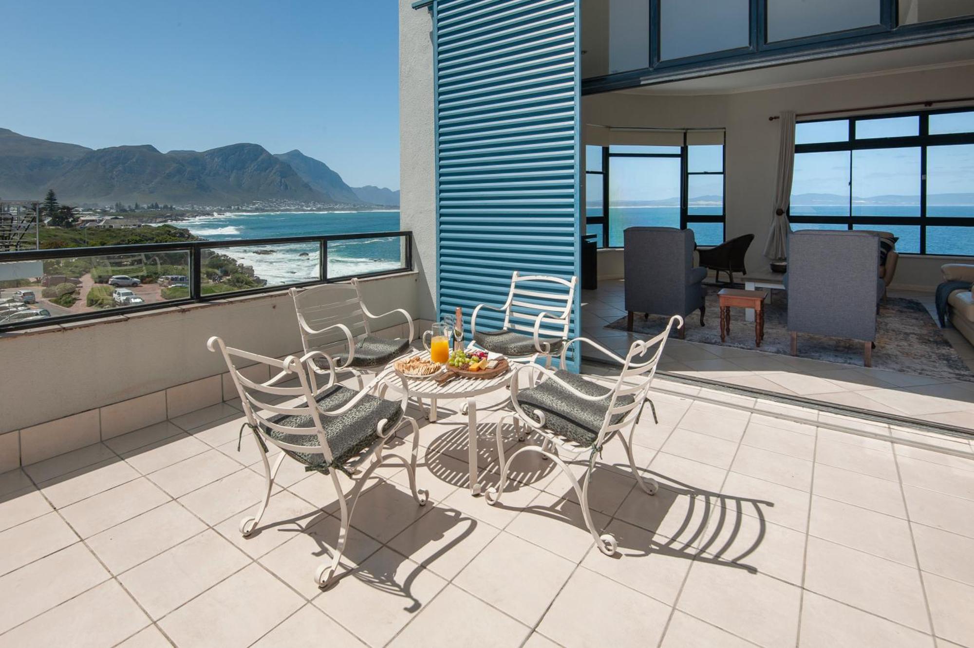 Penthouse Apartment Hermanus Exterior photo